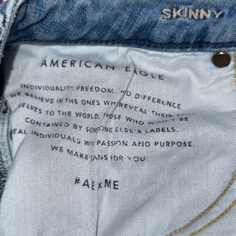 American Eagle Outfitters Women's Straight Skinny Leg Blue Jeans - Picture 3 of 4